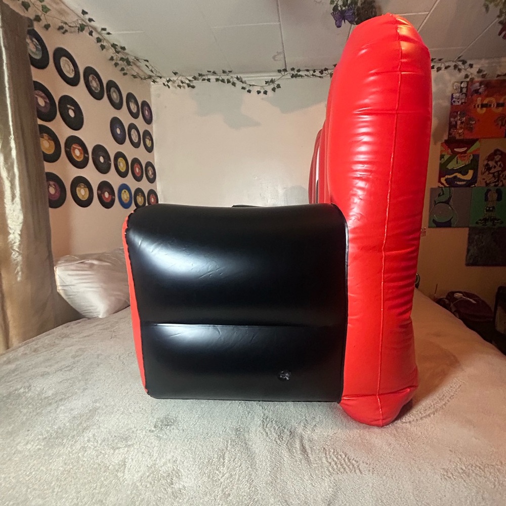 Bad bunny sofa & rug set